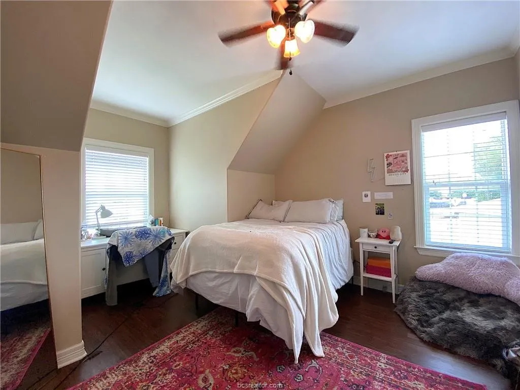 3701 College Main Street - 6